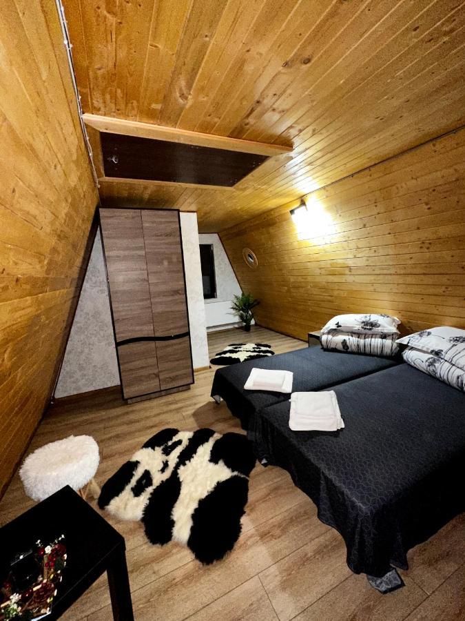 Capu Cîmpului A-Frame Bucovina- Paradis Bucovinean المظهر الخارجي الصورة