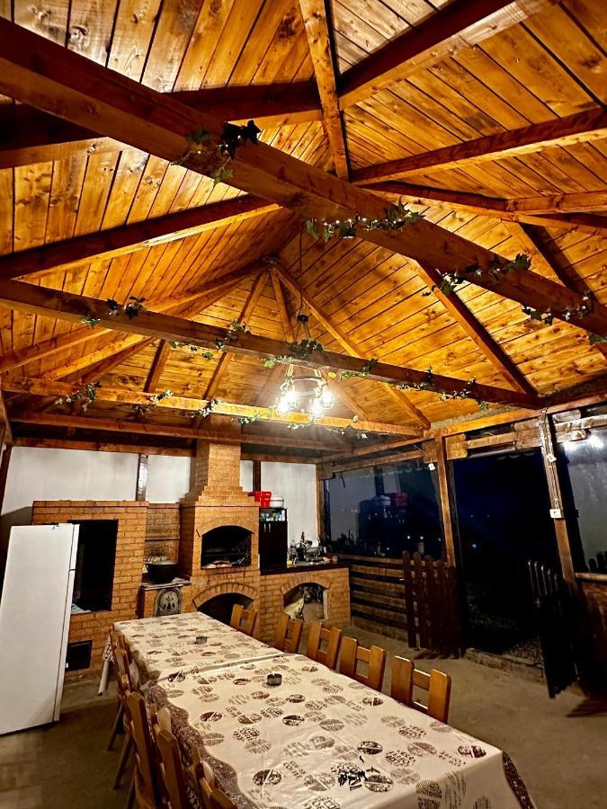 Capu Cîmpului A-Frame Bucovina- Paradis Bucovinean المظهر الخارجي الصورة