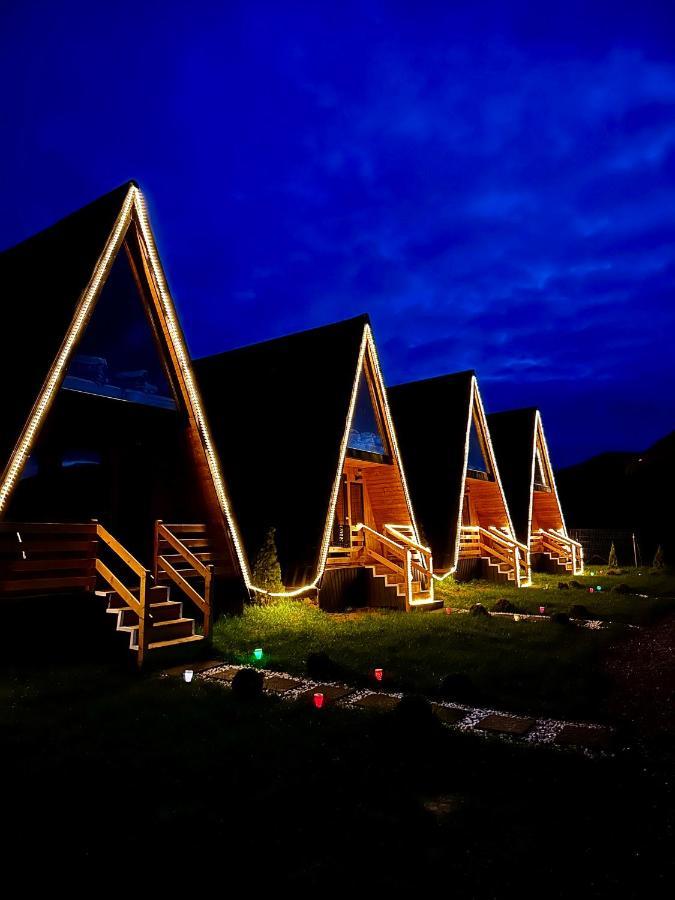 Capu Cîmpului A-Frame Bucovina- Paradis Bucovinean المظهر الخارجي الصورة