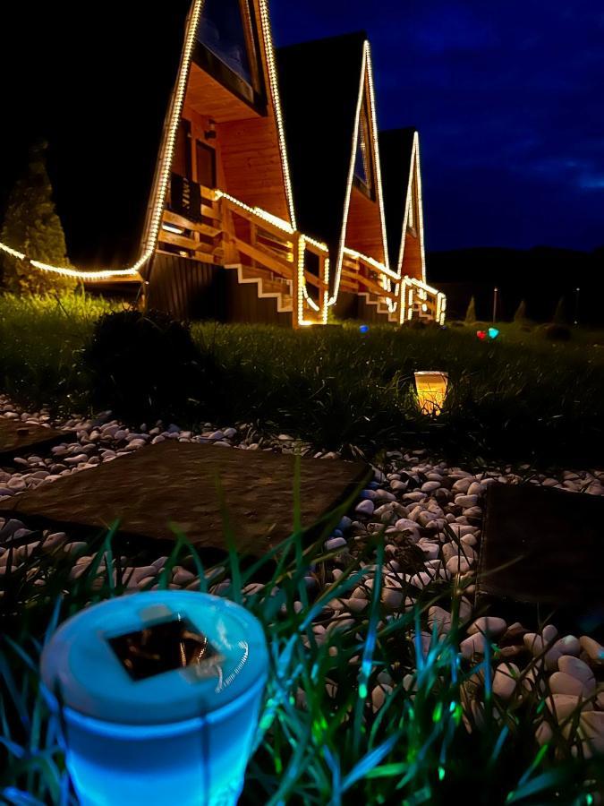 Capu Cîmpului A-Frame Bucovina- Paradis Bucovinean المظهر الخارجي الصورة