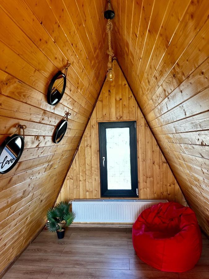 Capu Cîmpului A-Frame Bucovina- Paradis Bucovinean المظهر الخارجي الصورة
